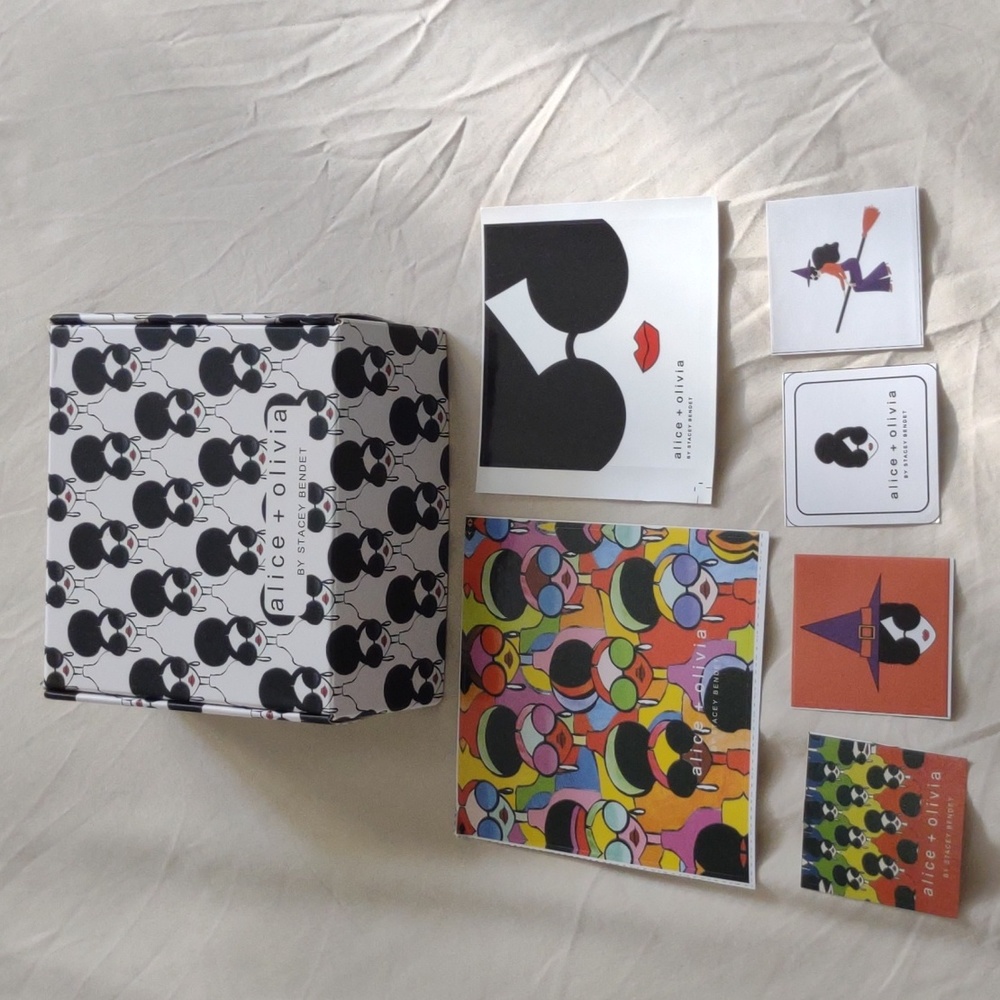 Alice+ Olivia small paper box with 6  Halloween edition stickers